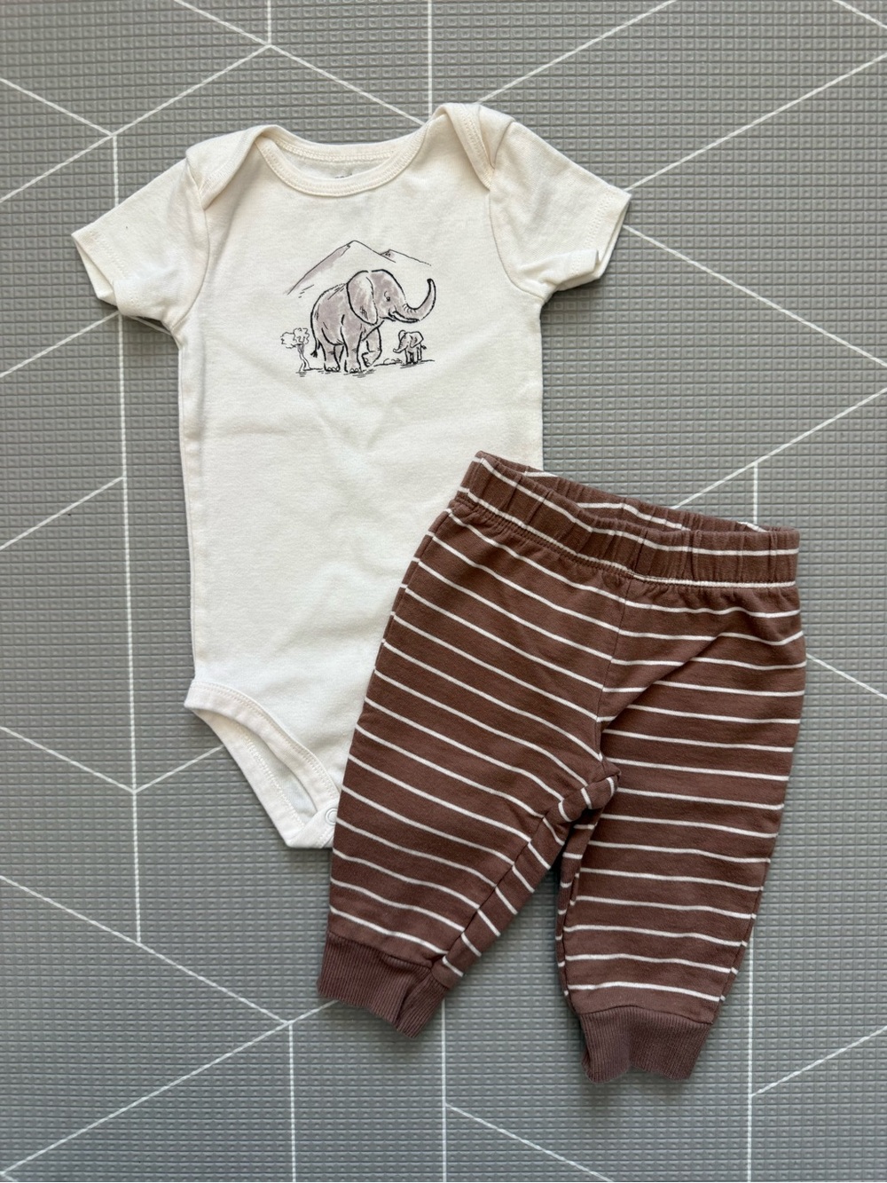 Carters|Baby boy set,Neutral cream Elephant Graphic onesie & Brown Striped Pants